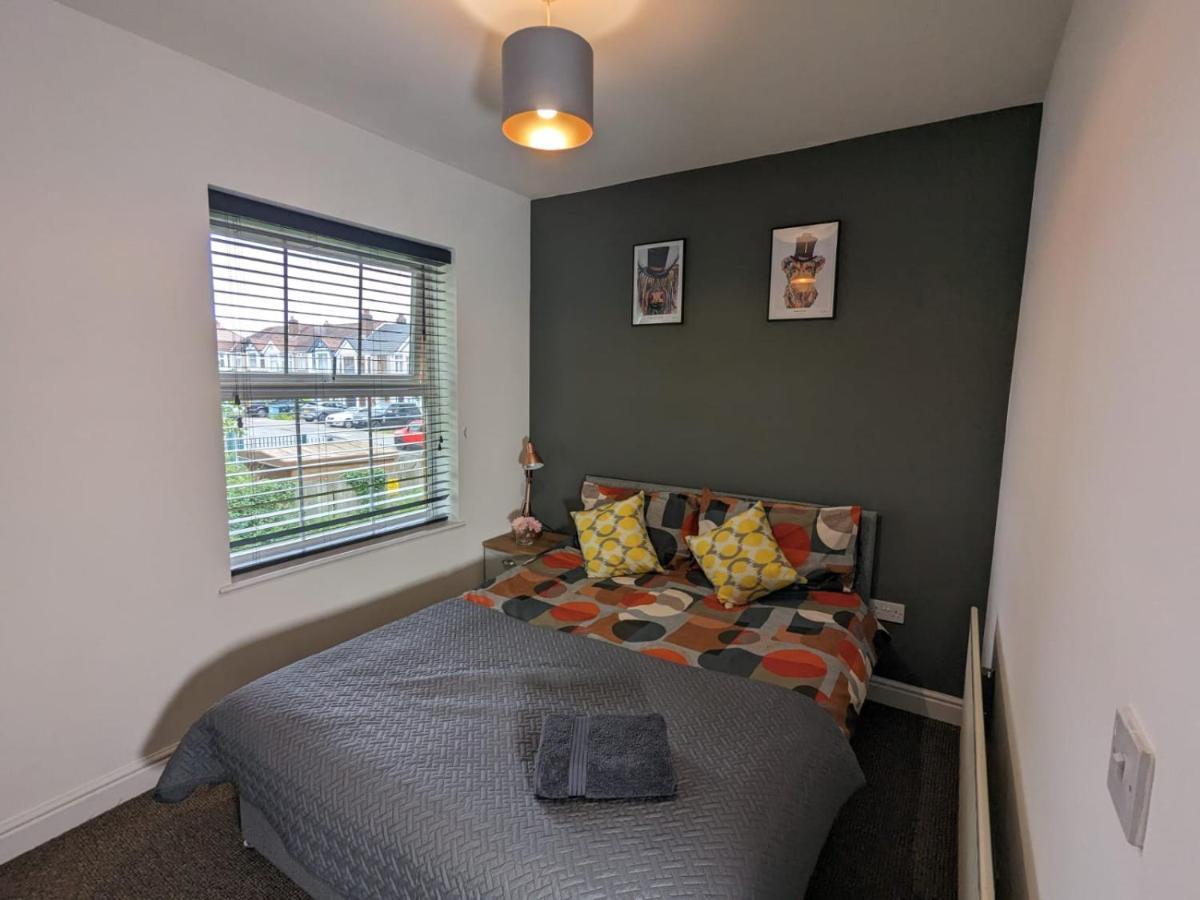 Stylish Modern Apartment, Free Secure Parking Allesley Exterior foto